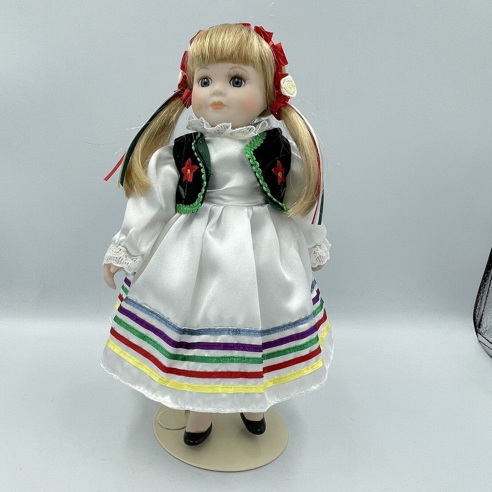 Royalton Porcelain Doll 1998 Wanda Storybook Doll Hand Painted Poland 10 Inches